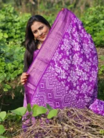Stylish Purple Digital Print Silk Saree - Image 3