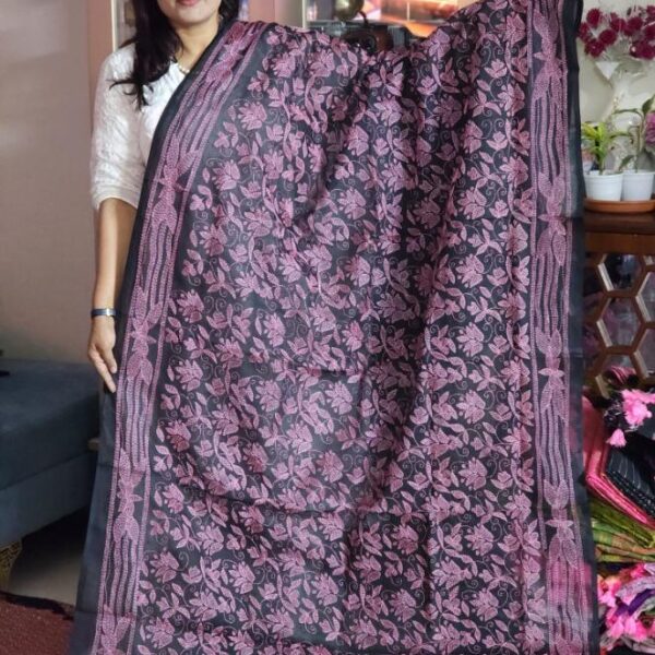 pink in black orna