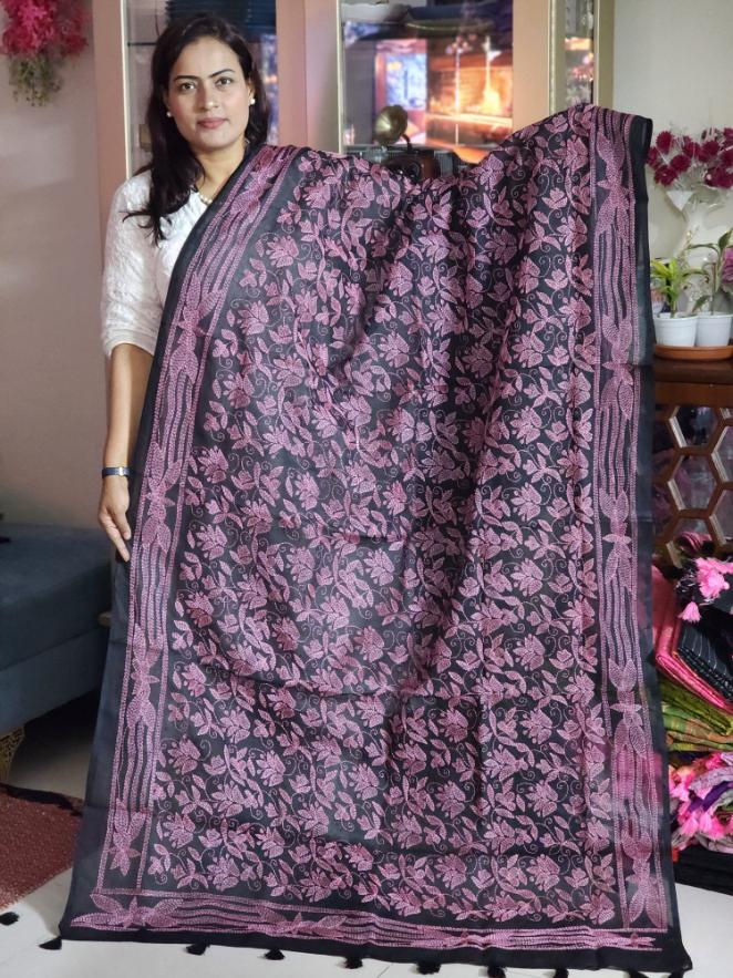 pink in black orna
